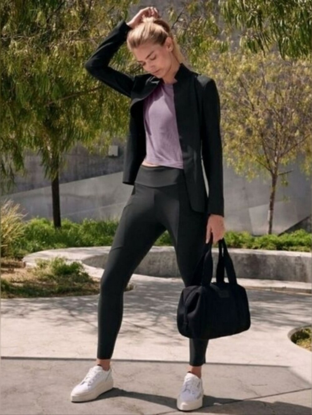NWOT Athleta Stellar City Leggings size 2
